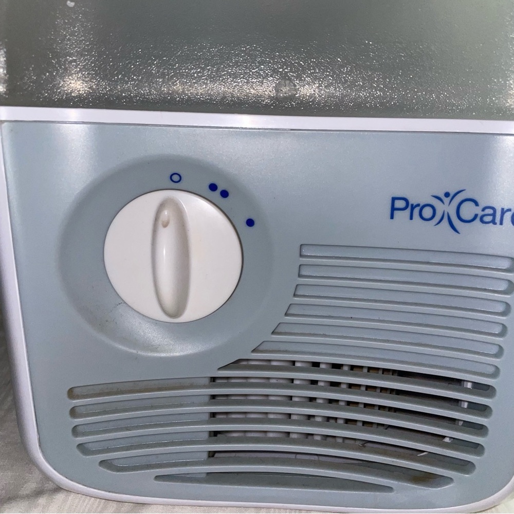 ProCare Electric Humidifier - Picture 2 of 10